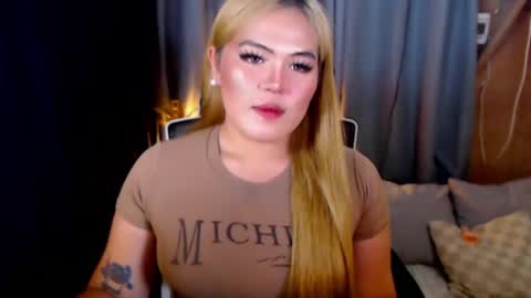 I am Colly Your mystery girl online show from 07.23.26