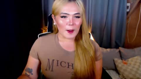 I am Colly Your mystery girl online show from 07.23.26