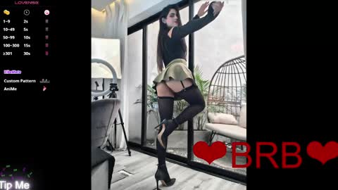 Snapshot of venus_flame chatting on 04.21.26 VENUS online show from 04.21.26