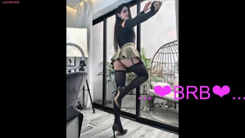Snapshot of venus_flame chatting on 05.29.26 VENUS online show from 05.29.26