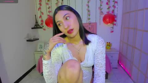 Snapshot of venus_latin_01 chatting on 03.03.25 Mary online show from 03.03.25