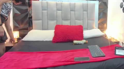 VENNUS online show from 07.25.26