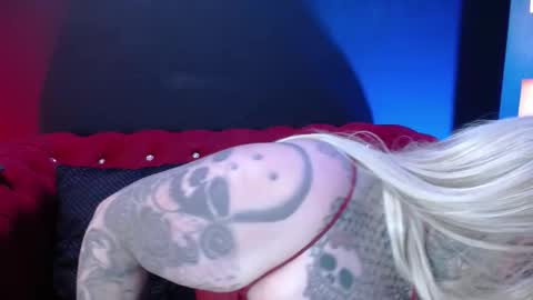 Snapshot of venus_rock chatting on 10.13.25 Venus Ink online show from 10.13.25