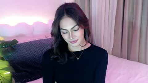 Snapshot of venus_sunrise07xx chatting on 06.16.26 Venus Sunrise Bombshell online show from 06.16.26