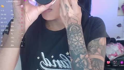 Venus Evans online show from 02.15.25