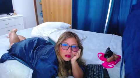 venushot1xx online show from 05.29.26