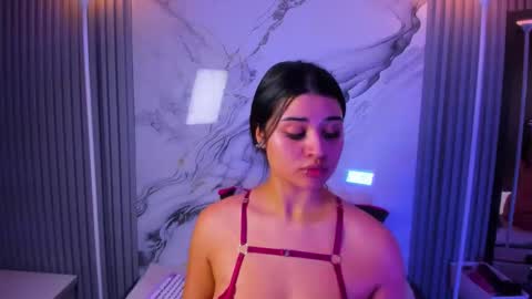 Venusowen  online show from 02.18.26