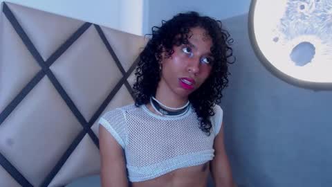 venuss_03 online show from 02.14.26