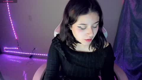 Snapshot of venussx_x chatting on 12.11.24   Venus  MY BDAY 29 SEPT online show from 12.11.24