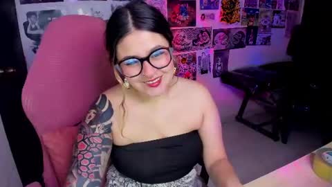 Snapshot of venussx_x chatting on 07.16.26 Venus MY BDAY 29 SEPT online show from 07.16.26