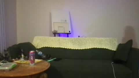 venustheflytrap online show from 10.14.25