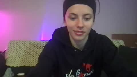 venustheflytrap online show from 11.14.25