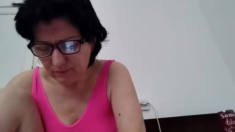 Snapshot of vera_elle chatting on 05.21.26 Vera online show from 05.21.26