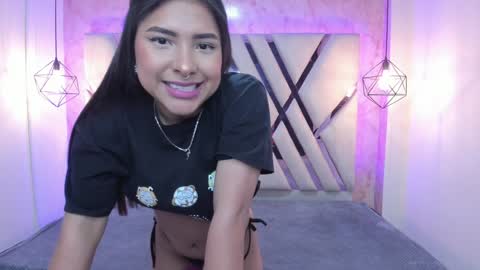 Snapshot of verabest chatting on 12.19.24 Domelipa online show from 12.19.24