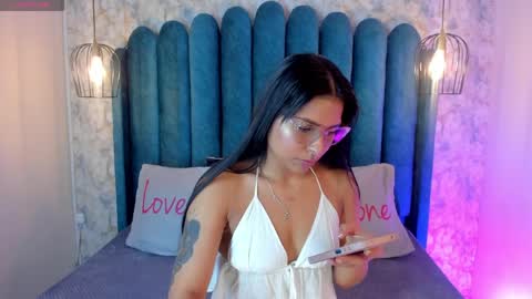 Domelipa  online show from 04.11.26