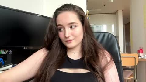 Snapshot of veroniadre chatting on 07.10.26 Eva online show from 07.10.26