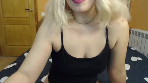 Snapshot of veronica_bri97 chatting on 02.28.26 Veronica online show from 02.28.26