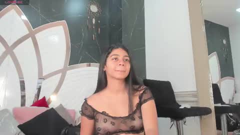 Snapshot of veronica_m0ntiel chatting on 07.22.26 Veronica online show from 07.22.26