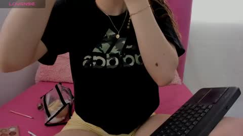 Veronica online show from 04.14.26