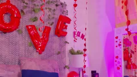 Veronica Olson online show from 02.15.25