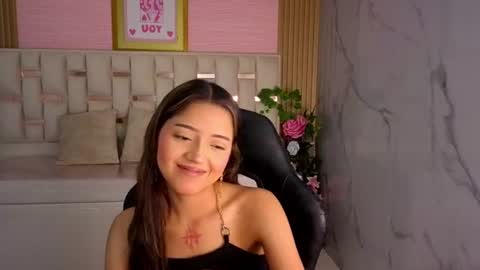 veronicaa_s online show from 07.04.26