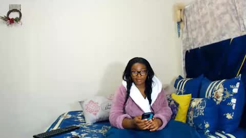 Snapshot of veronicarod1 chatting on 05.14.26 veronicarod1 online show from 05.14.26