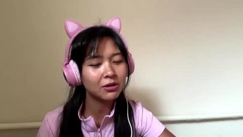 Snapshot of veronikadant chatting on 07.25.26 Abby online show from 07.25.26