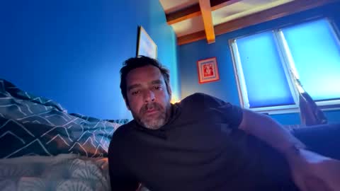 versatilebi7 online show from 10.11.25