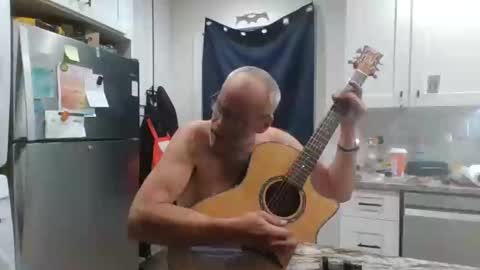 Snapshot of verysmallpeni chatting on 12.26.24 verysmallpeni online show from 12.26.24