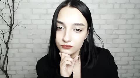 Snapshot of veryveryshygirl chatting on 02.15.25 Ana online show from 02.15.25