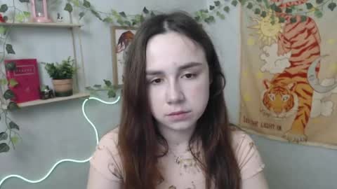 veryveryvery_shy online show from 04.18.26