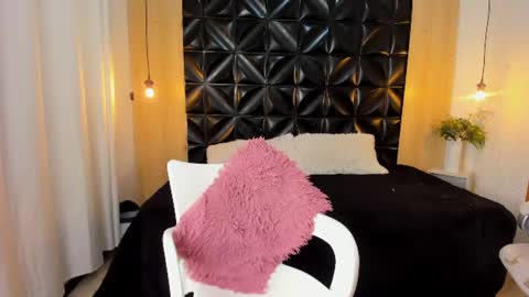 Vanesaa online show from 07.02.26