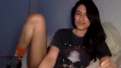 Snapshot of vibingwithchloe chatting on 01.15.25 chloe online show from 01.15.25