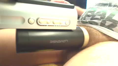 Snapshot of vibralove90 chatting on 09.26.25 Vibralove online show from 09.26.25