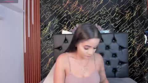 Vichy  Everyday From 1400 to 2130 Col Time online show from 11.28.25