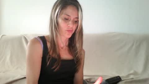 Snapshot of viciosillaa chatting on 07.23.26 viciosillaa online show from 07.23.26