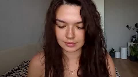 Snapshot of vicki_queen chatting on 06.29.26 Lina online show from 06.29.26