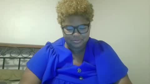 Snapshot of vickiryder56 chatting on 11.23.25 vickiryder56 online show from 11.23.25