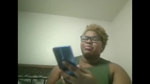 Snapshot of vickiryder56 chatting on 11.29.25 vickiryder56 online show from 11.29.25