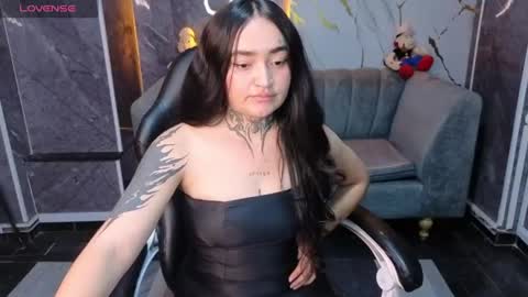 VICKY  online show from 07.21.26
