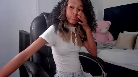 Vicky Castillo online show from 07.29.26