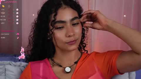 vicky_curly online show from 10.12.25