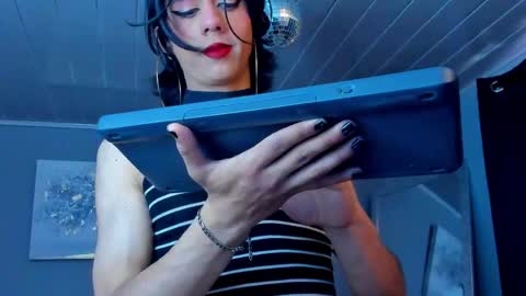 Snapshot of vicky_fant4sy chatting on 05.01.26 Vicky online show from 05.01.26