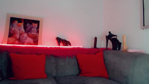 vicky_gill_ online show from 09.18.25