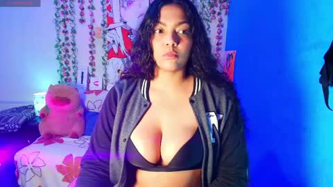 Snapshot of vicky_miller_05 chatting on 05.02.26 vicky_miller_05 online show from 05.02.26