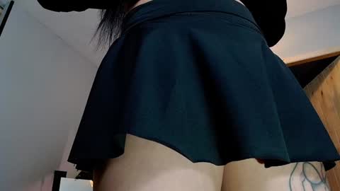 Victoria   online show from 12.11.24