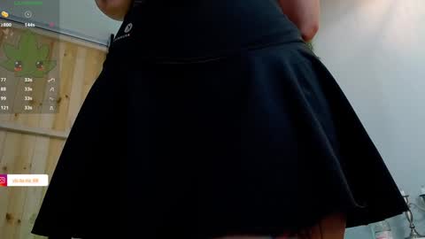 Victoria   online show from 02.04.25