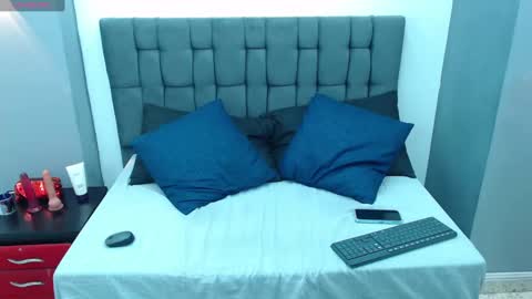 Vicky online show from 02.08.25