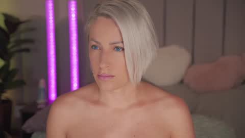 vickysecret96 online show from 07.05.26