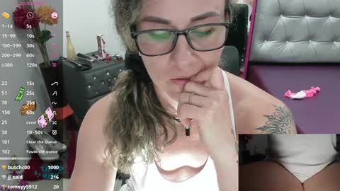 Valentina online show from 12.30.24